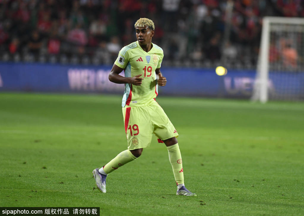 的自信, 代表了他对 的自信, 代表了他对