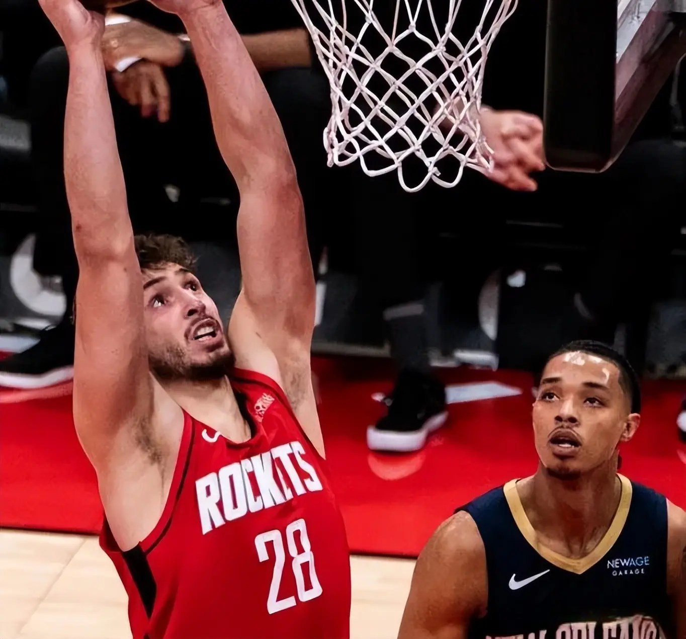 篮板, 兰特成为首, 特不轮休的